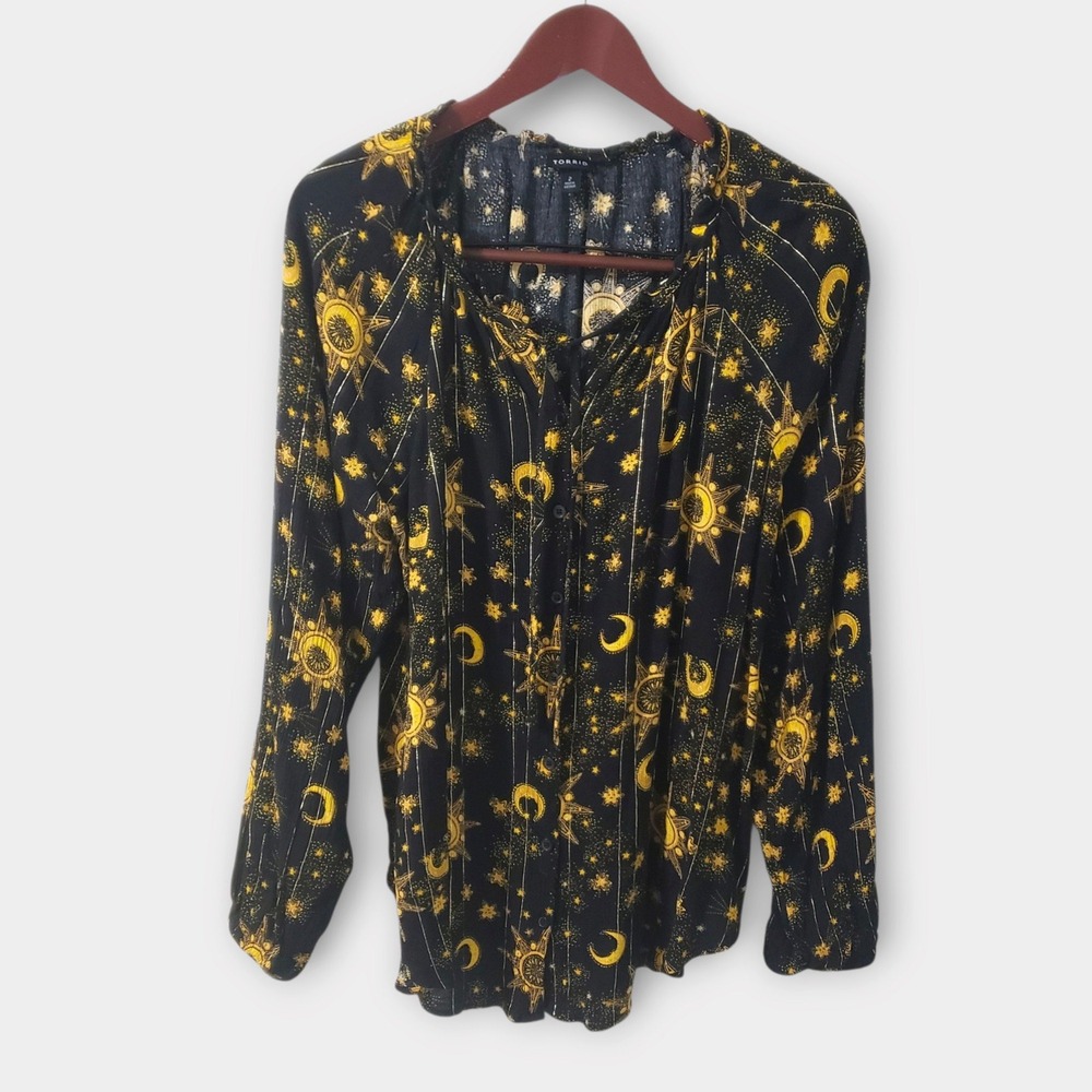 Torrid Celestial Sun Moon Star Gold Lurex Stripe Button Up Shirt Sz 2 Plus Black
